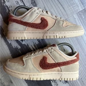 Size 6.5 - Nike Dunk Low Terry Swoosh 2022 Womens Travis Jordan WORN ONCE